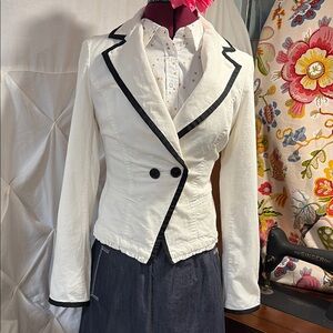 White House Black Market Cream and Black Blazer Tailored Silhouette